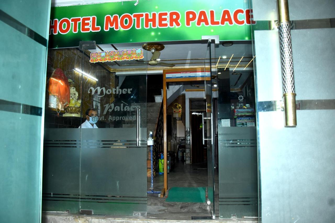 Mother Palace New Delhi Eksteriør billede